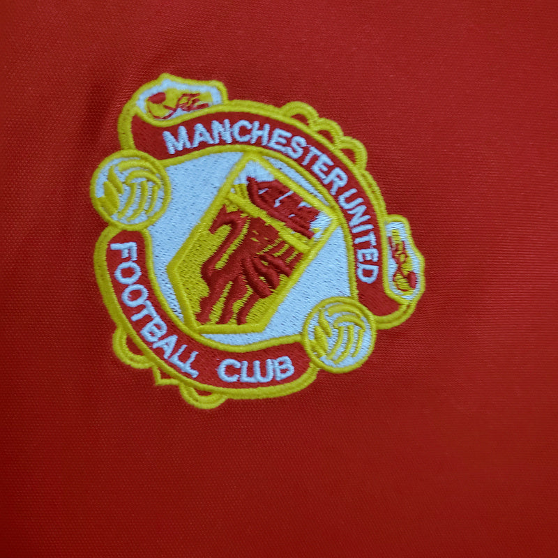 Manchester United 1984/86 Home Shirt | The Robson & Hughes Era
